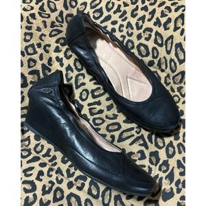 Nurture Black Leather Kitten Wedge Pumps, Size‎ 7